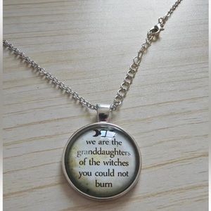 Men's and women's pendant necklace sweater chain